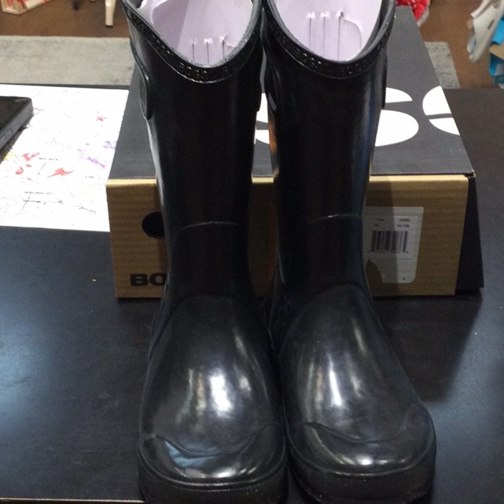 Bog Tall Rainboots black multiple sizes available NWT NIB